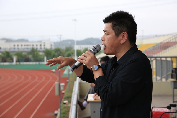 霍山职业学校青春风采，活力绿茵赛场，逐梦青春梦想展示