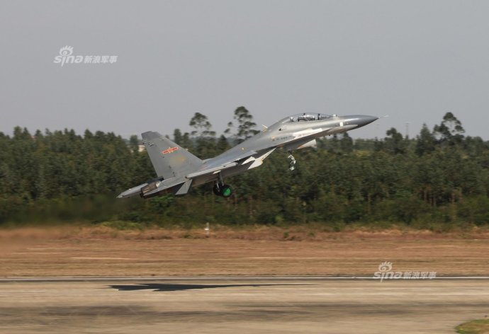 苏-35核弹挂载，空中巨无霸的新时代战力展示