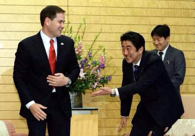 日本频繁更换首相背后的深层原因探究