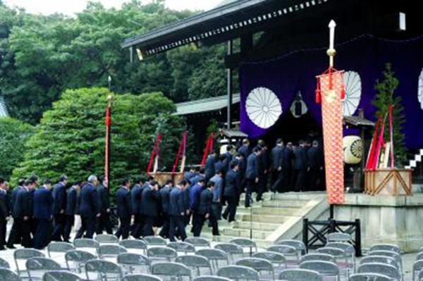 参拜靖国神社，日本内政下的敏感议题